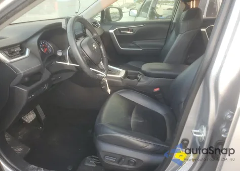 2019 Toyota Rav4 Xle Premium from USA, damaged, VIN JTMC1RFV6KD036174